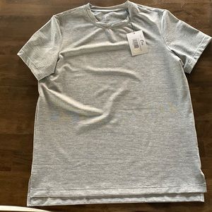 ZYIA Active Men’s Crew